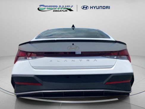 New 2025 Hyundai Elantra Sport FWD image 7