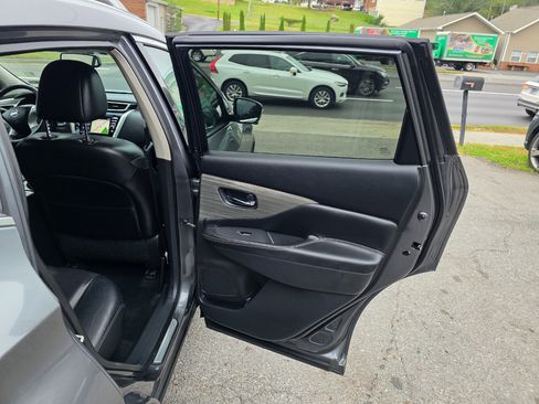Used 2015 Nissan Murano Platinum w/ Platinum Technology Package image 18