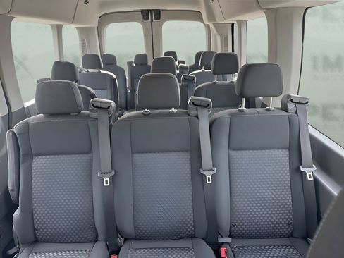 Used 2021 Ford Transit 350 XLT RWD image 10