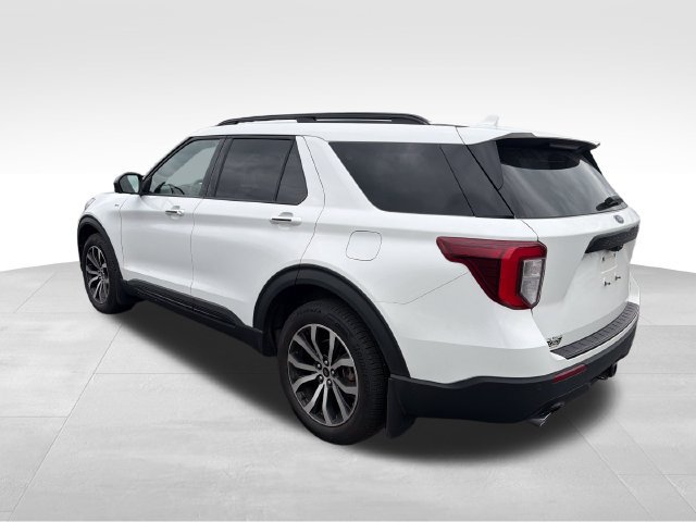 Used 2022 Ford Explorer ST-Line w/ Class IV Trailer Tow Package AWD/4WD image 3