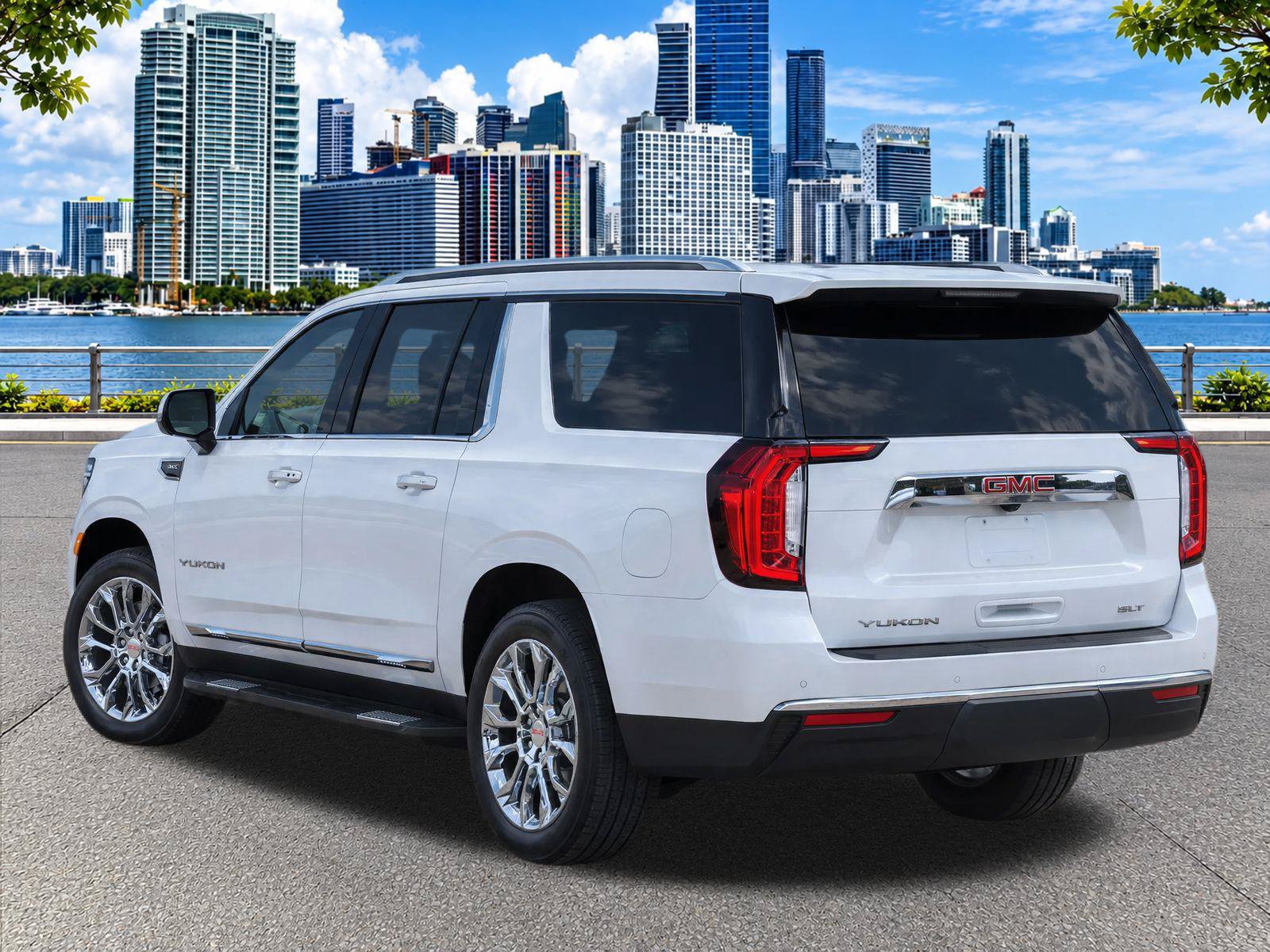 Used 2023 GMC Yukon XL SLT AWD/4WD image 9