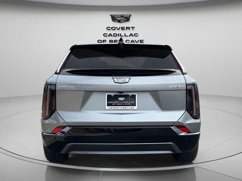 New 2026 Cadillac Optiq Sport 1 image 8