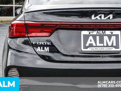 Used 2022 Kia Forte GT-Line w/ GT-Line Premium Package image 15