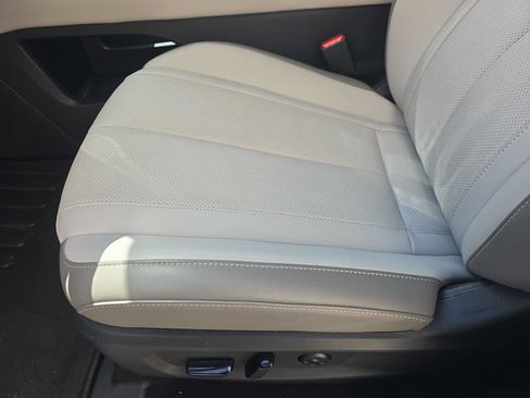 Certified 2026 INFINITI QX60 Luxe w/ Cargo Package FWD image 17