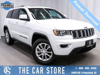 Used 2021 Jeep Grand Cherokee Laredo