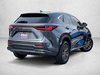 Used 2025 Lexus NX 250 FWD w/ Towing Package (2000 Lbs) video 2