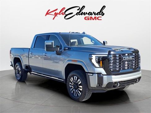 New 2026 GMC Sierra 2500 Denali Ultimate image 3