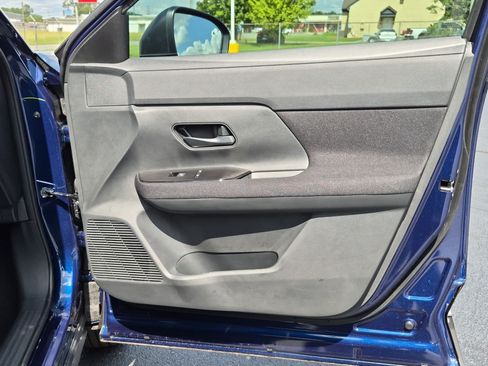 New 2026 Nissan Kicks S FWD image 32