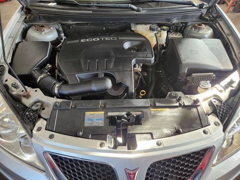 Used 2010 Pontiac G6 Base 4dr Sedan image 8