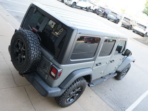 Used 2021 Jeep Wrangler Unlimited Sport AWD/4WD image 14