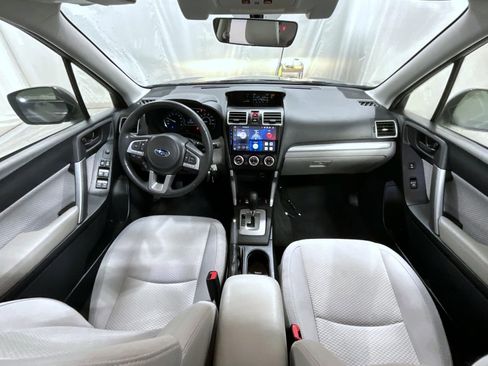 Used 2017 Subaru Forester 2.5i Premium image 15