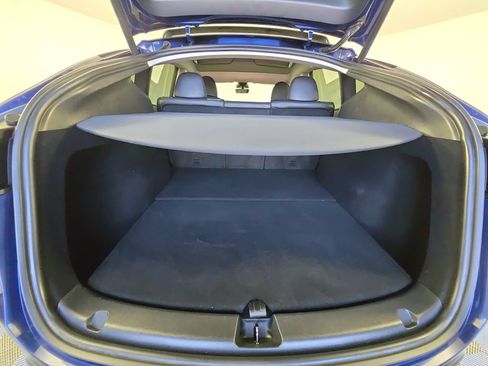 Used 2023 Tesla Model Y Long Range AWD/4WD image 13