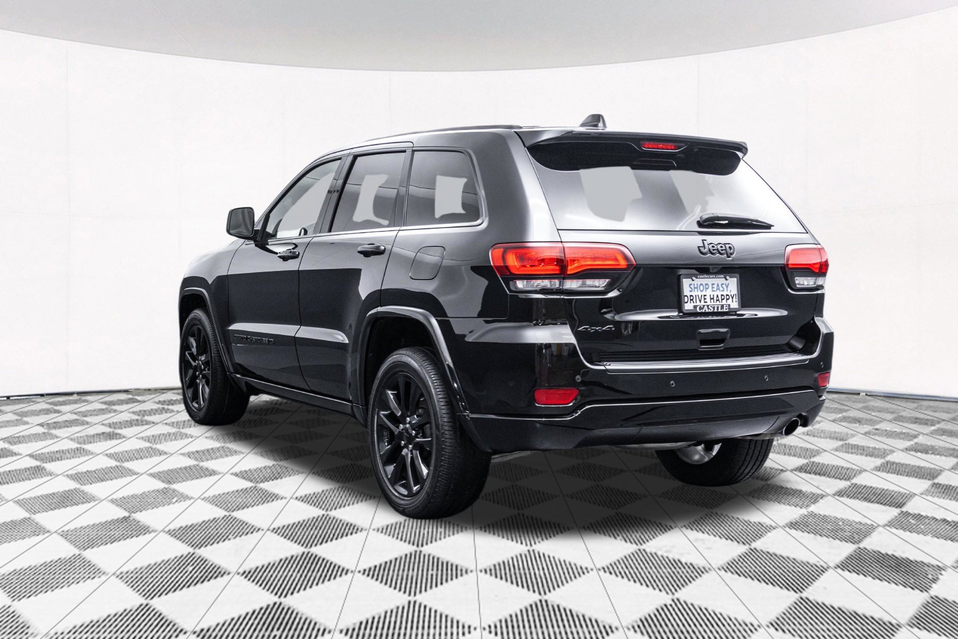 Used 2022 Jeep Grand Cherokee Laredo X AWD/4WD image 10