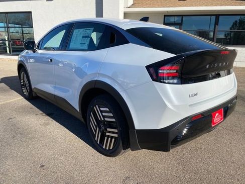 New 2026 Nissan Leaf SV+ w/ Floor Mat Package (SV+) image 3