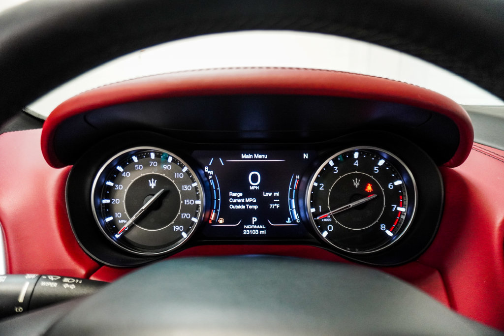 Used 2023 Maserati Ghibli Modena RWD image 29