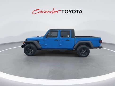 Used 2023 Jeep Gladiator Sport w/ Off Road Group image 5