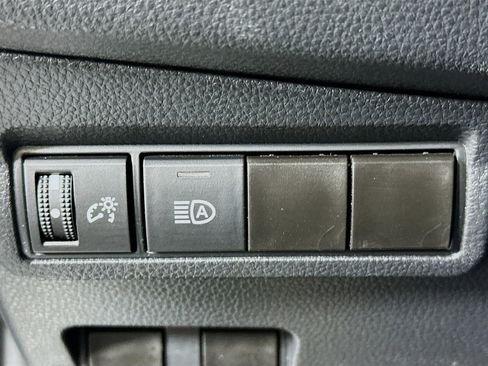 Used 2024 Toyota Corolla Cross LE image 17