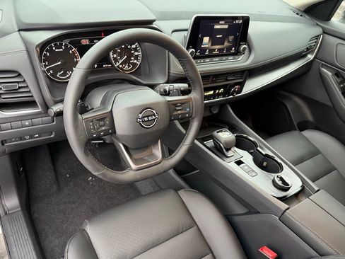 New 2026 Nissan Rogue SV AWD/4WD image 11