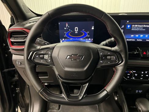 Certified 2025 Chevrolet TrailBlazer RS w/ Convenience Package image 18