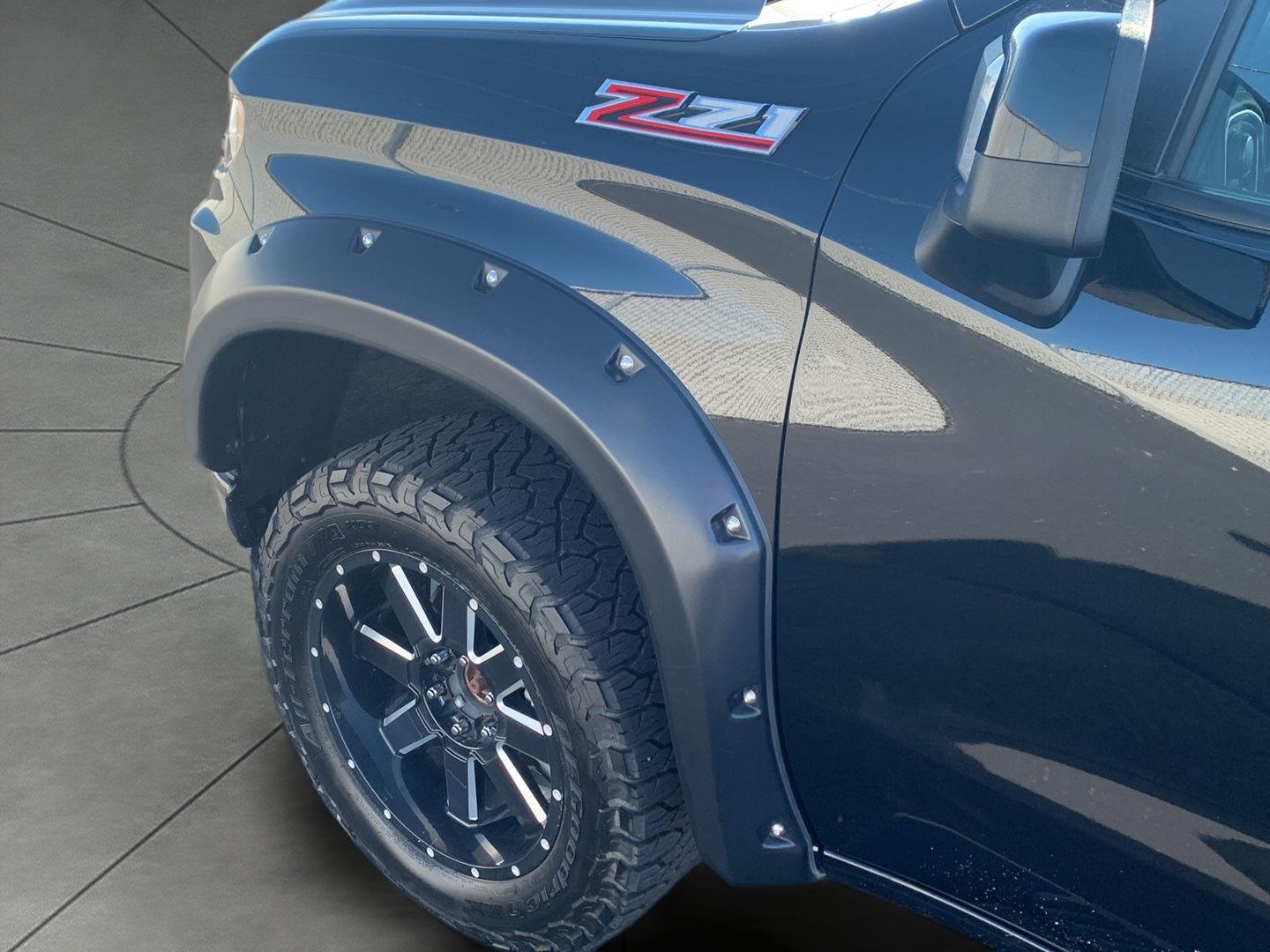 Used 2022 Chevrolet Silverado 1500 RST AWD/4WD image 19