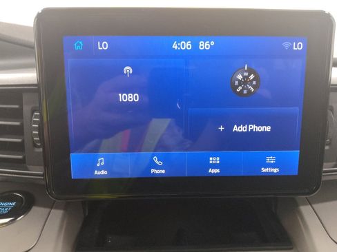 Used 2023 Ford Explorer XLT AWD/4WD image 25