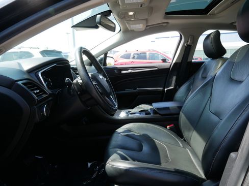 Used 2019 Ford Fusion Titanium AWD/4WD image 21