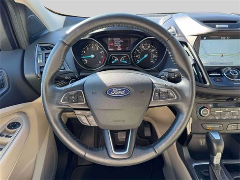 Used 2017 Ford Escape Titanium image 15