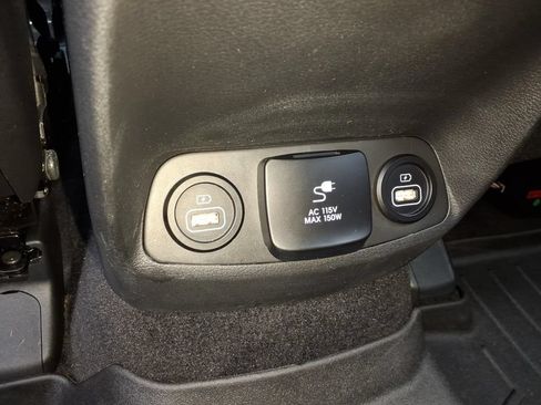 Used 2021 Hyundai Santa Fe Calligraphy AWD/4WD image 16