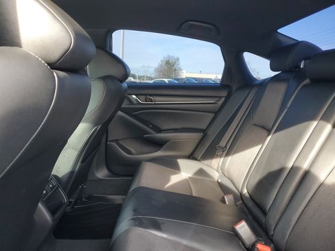 Used 2021 Honda Accord Sport image 10