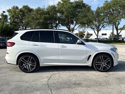 Used 2019 BMW X5 xDrive50i w/ M Sport Package AWD/4WD image 2