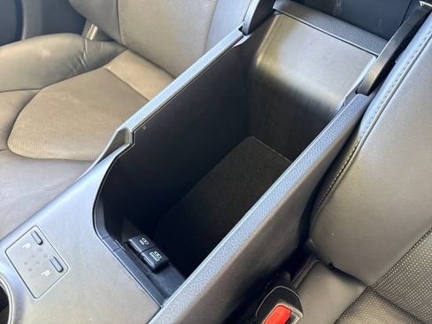 Used 2023 Toyota Camry XSE FWD image 26
