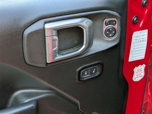 Used 2024 Jeep Wrangler Sport S image 13