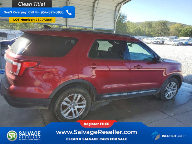 Used 2018 Ford Explorer XLT AWD/4WD image 4