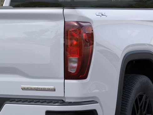 New 2026 GMC Sierra 1500 Elevation AWD/4WD image 11