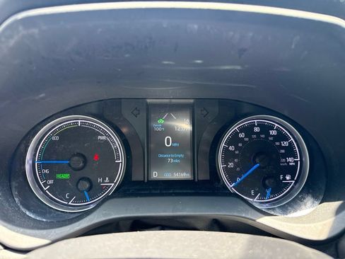 Used 2022 Toyota Venza LE AWD/4WD image 15