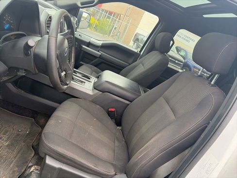 Used 2017 Ford F150 XLT w/ Equipment Group 302A Luxury AWD/4WD image 9