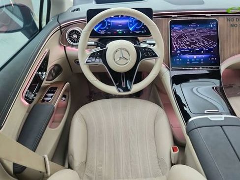 Used 2023 Mercedes-Benz EQS 450+ 4MATIC Sedan image 54