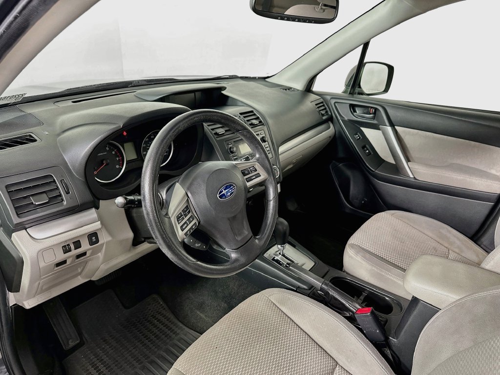 Used 2015 Subaru Forester 2.5i Premium w/ All-Weather Package AWD/4WD image 10