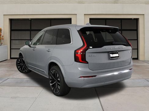 New 2025 Volvo XC90 B6 Ultra image 3