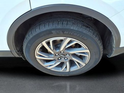 Used 2023 Lincoln Corsair FWD image 7