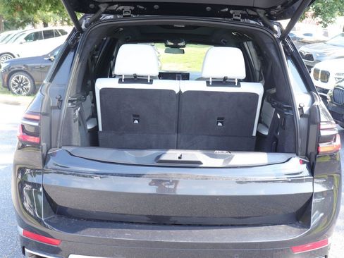 Used 2024 BMW X7 xDrive40i w/ Premium Package AWD/4WD image 25