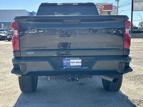 Certified 2024 Chevrolet Silverado 2500 Custom w/ Custom Convenience Package AWD/4WD image 7