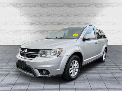 Used 2013 Dodge Journey SXT image 4