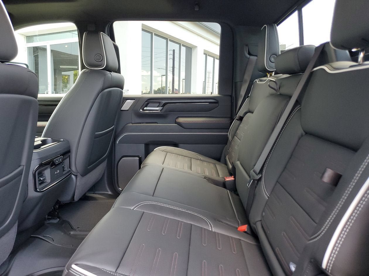 New 2026 GMC Sierra 2500 AT4X AWD/4WD image 11
