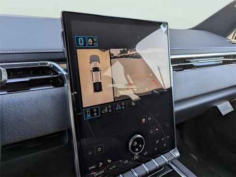 New 2026 GMC Sierra EV Elevation image 19