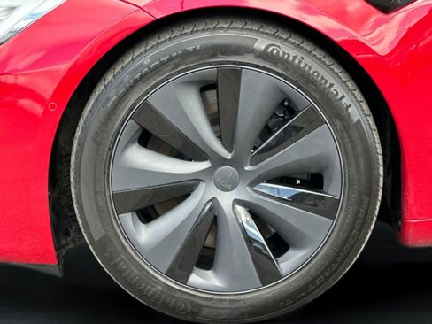 Used 2022 Tesla Model S AWD/4WD image 23