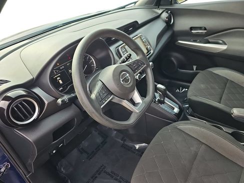 Used 2020 Nissan Kicks SV FWD image 16