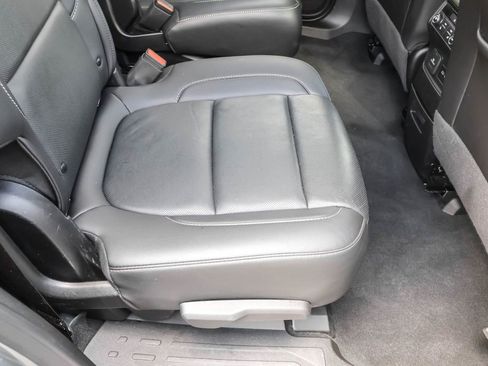 Used 2023 GMC Acadia SLT w/ Elevation Edition AWD/4WD image 36