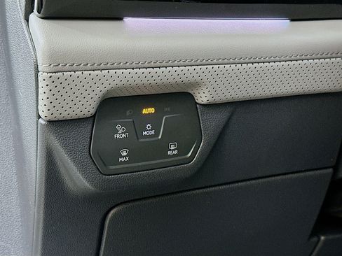 New 2026 Volkswagen Atlas Peak Edition AWD/4WD image 10