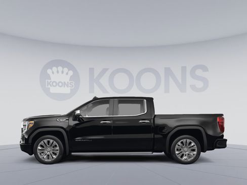 Used 2022 GMC Sierra 1500 Denali w/ Denali Premium Package AWD/4WD image 2